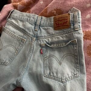 LEVI 501 LIGHT WASH RIPPED DENIM